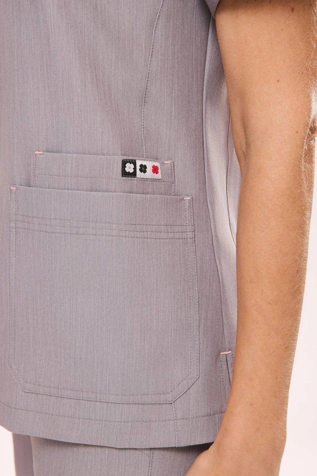 Bluza medyczna damska MODERN scrubs, Szary Melanż, detal 1