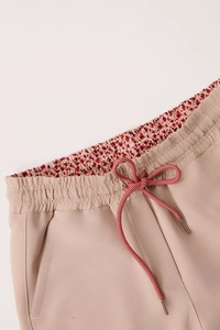Spodnie medyczne damskie joggery CLASSIC scrubsy, Piaskowy Beż, ujęcie 4