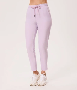 Spodnie medyczne damskie proste CLOSE FIT scrubsy, Lila
